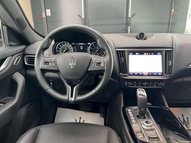 MASERATI Levante usata, con Volante in pelle
