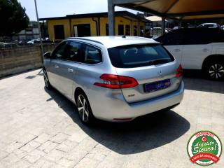 PEUGEOT 308 usata, con Alzacristalli elettrici