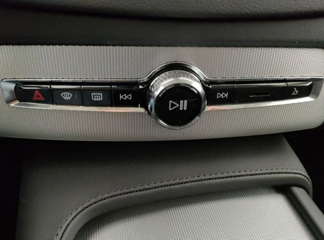 VOLVO XC90 usata, con Fari LED