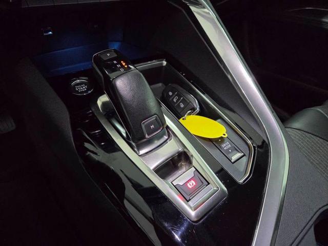 PEUGEOT 3008 usata, con Alzacristalli elettrici