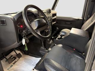 LAND ROVER Defender usata 11