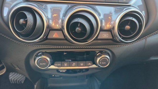 NISSAN Juke usata, con Volante in pelle
