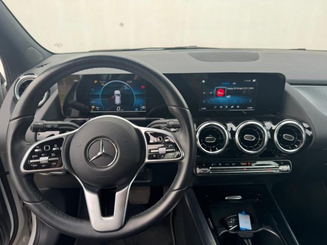 MERCEDES-BENZ GLA 200 usata, con ESP
