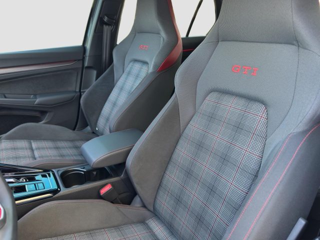 VOLKSWAGEN Golf usata, con Servosterzo