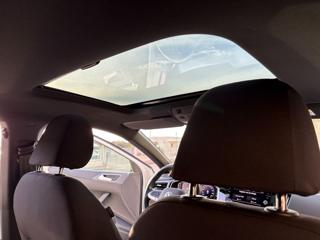 VOLKSWAGEN Taigo usata, con Touch screen