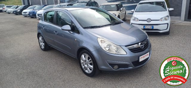 OPEL Corsa usata, con Airbag