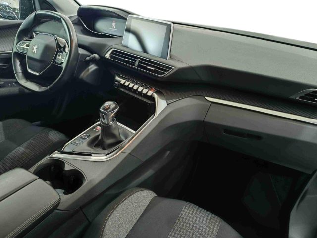 PEUGEOT 3008 usata, con Cruise Control
