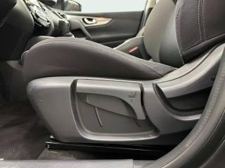 NISSAN Qashqai usata, con Sensori di parcheggio anteriori