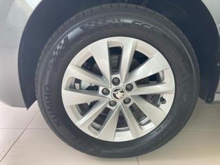 SKODA Kamiq usata, con Autoradio