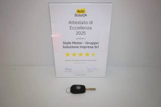 RENAULT Trafic usata, con Bluetooth