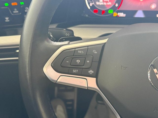 VOLKSWAGEN Golf usata, con Autoradio digitale