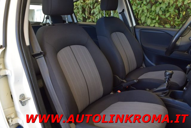 FIAT Punto usata, con USB
