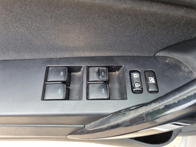 TOYOTA Auris usata, con Airbag testa