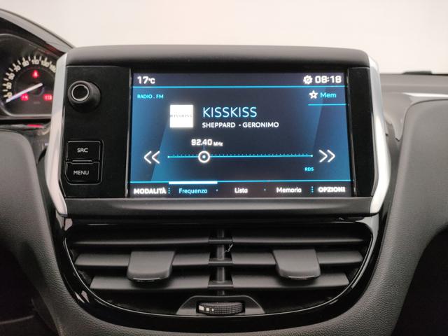 PEUGEOT 208 usata, con Touch screen