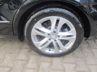 MERCEDES-BENZ E 220 usata, con Chiusura centralizzata