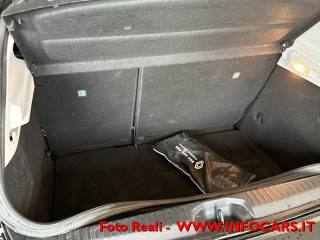 RENAULT Clio usata, con Volante multifunzione