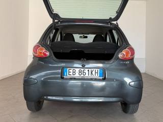 TOYOTA Aygo usata 10