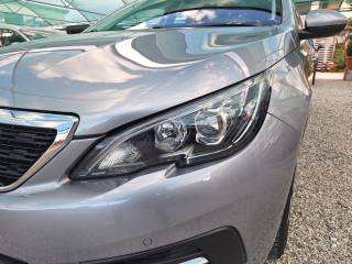 PEUGEOT 308 usata, con Boardcomputer