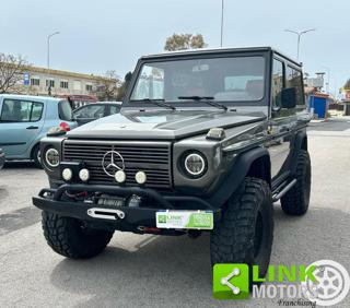 MERCEDES-BENZ G 300 .