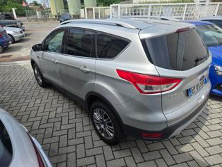 FORD Kuga usata, con Autoradio