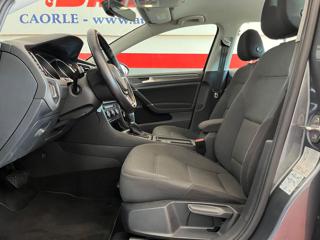VOLKSWAGEN Golf usata, con Autoradio