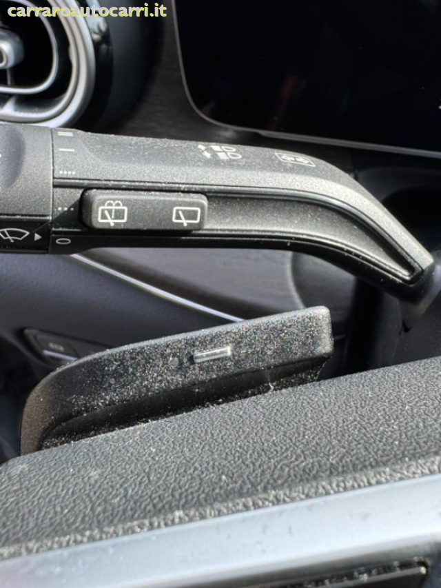 MERCEDES-BENZ V 250 usata, con Sensori di parcheggio posteriori