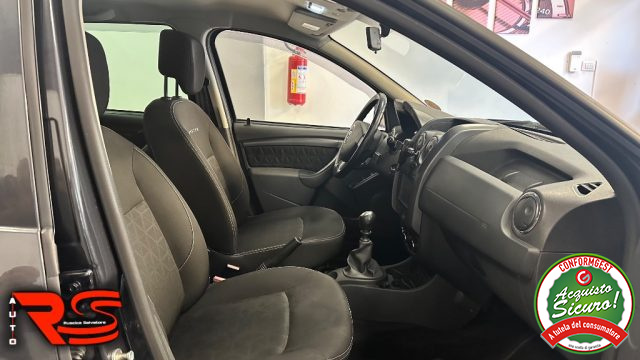 DACIA Duster usata, con Touch screen