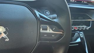 PEUGEOT 2008 usata, con Boardcomputer