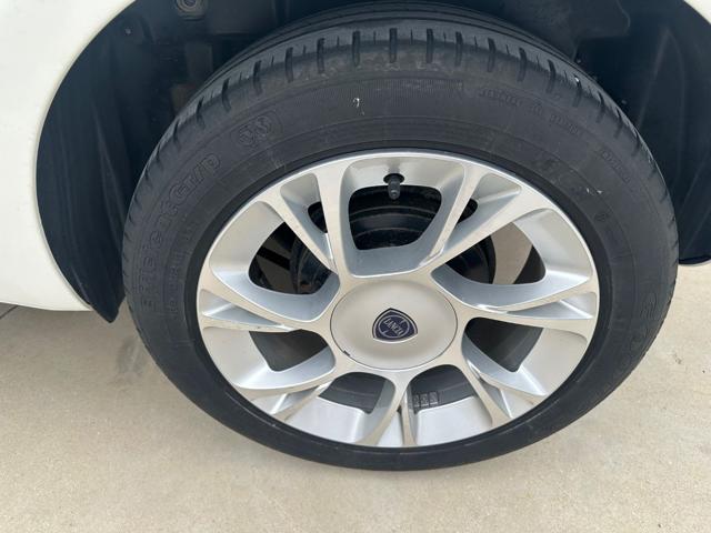 LANCIA Ypsilon usata, con Chiusura centralizzata