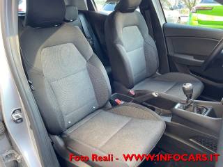 RENAULT Clio usata, con Autoradio