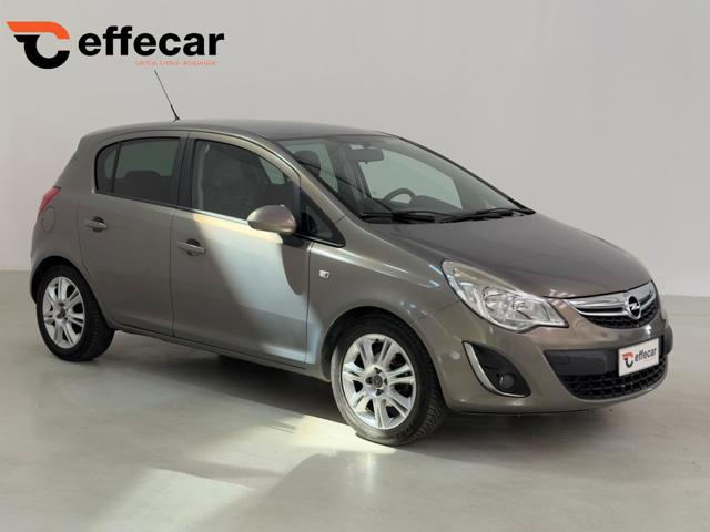 OPEL Corsa usata, con Airbag laterali