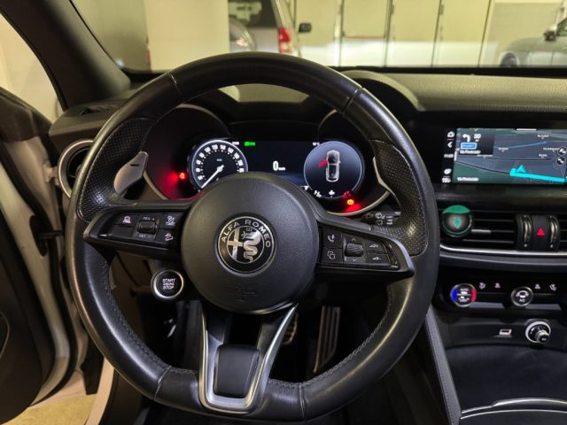 ALFA ROMEO Stelvio usata, con Controllo automatico clima
