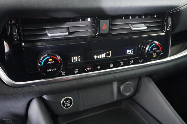NISSAN Qashqai usata, con Sedile posteriore sdoppiato