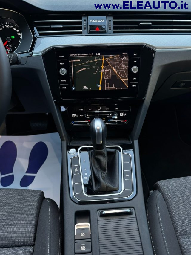 VOLKSWAGEN Passat Variant usata, con Fendinebbia