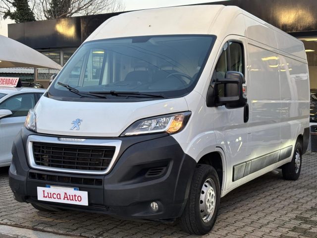 PEUGEOT Boxer usata, con ABS