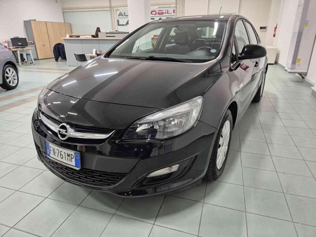 OPEL Astra usata, con Alzacristalli elettrici