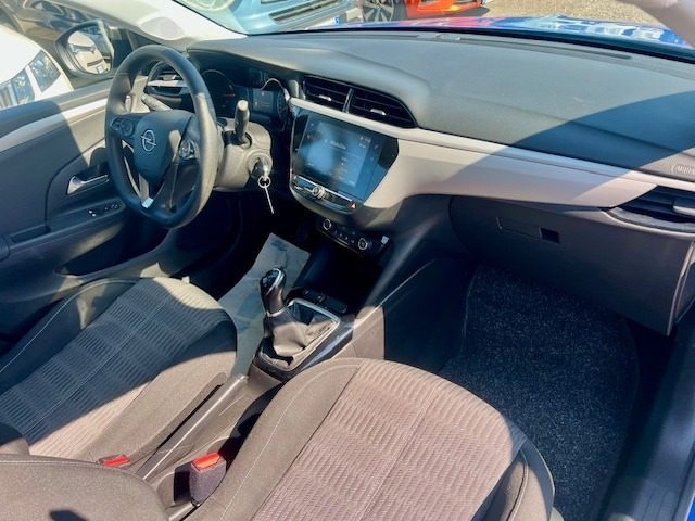 OPEL Corsa usata, con Autoradio digitale