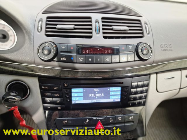 MERCEDES-BENZ E 320 usata 29