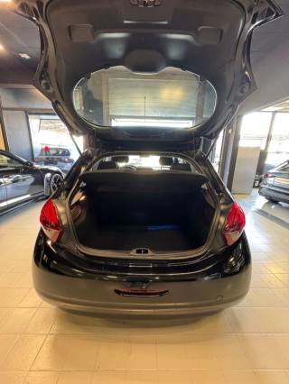 PEUGEOT 208 usata, con Chiusura centralizzata telecomandata