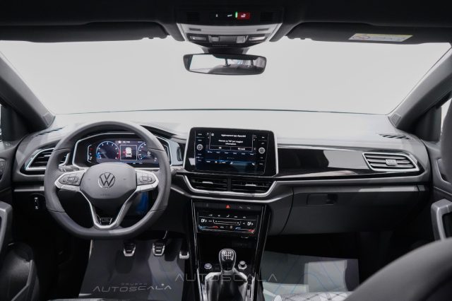 VOLKSWAGEN T-Roc usata, con Telecamera per parcheggio assistito