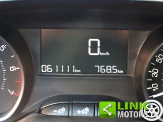 PEUGEOT 2008 usata, con Controllo automatico clima