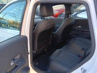 MERCEDES-BENZ B 180 usata, con Fendinebbia