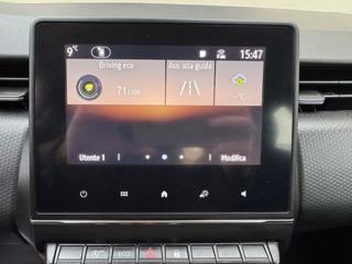 RENAULT Clio usata, con USB