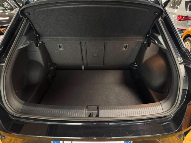 VOLKSWAGEN T-Roc usata, con Climatizzatore