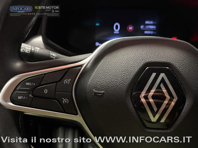 RENAULT Clio usata, con Touch screen
