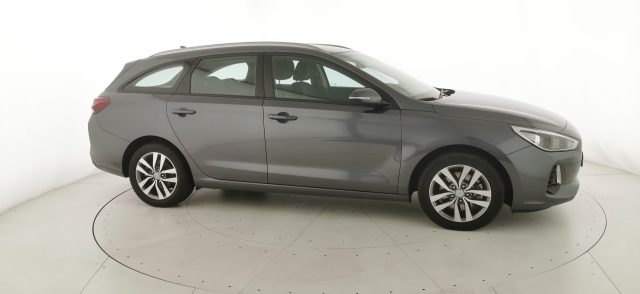 HYUNDAI i30 usata, con Volante multifunzione