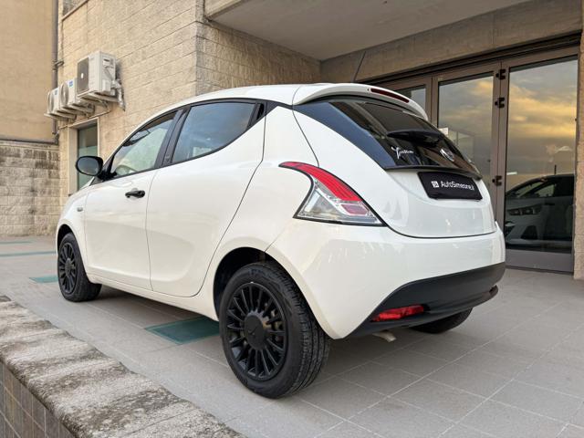 LANCIA Ypsilon usata, con Chiusura centralizzata