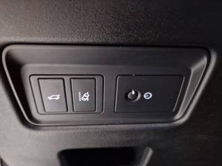 LAND ROVER Discovery usata 29