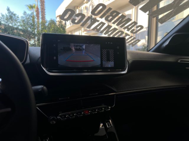 PEUGEOT 208 usata, con Sistema di navigazione