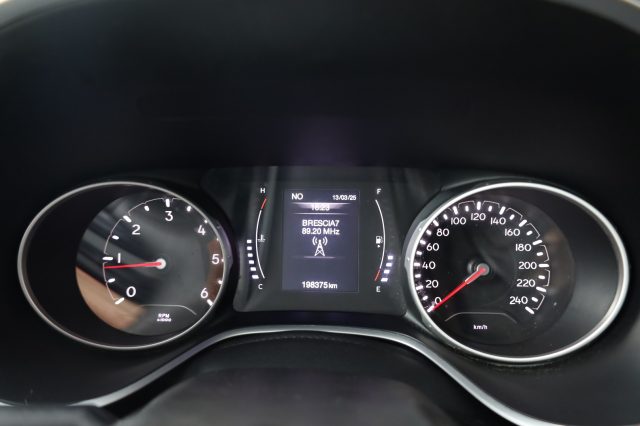 JEEP Compass usata, con Sedile posteriore sdoppiato